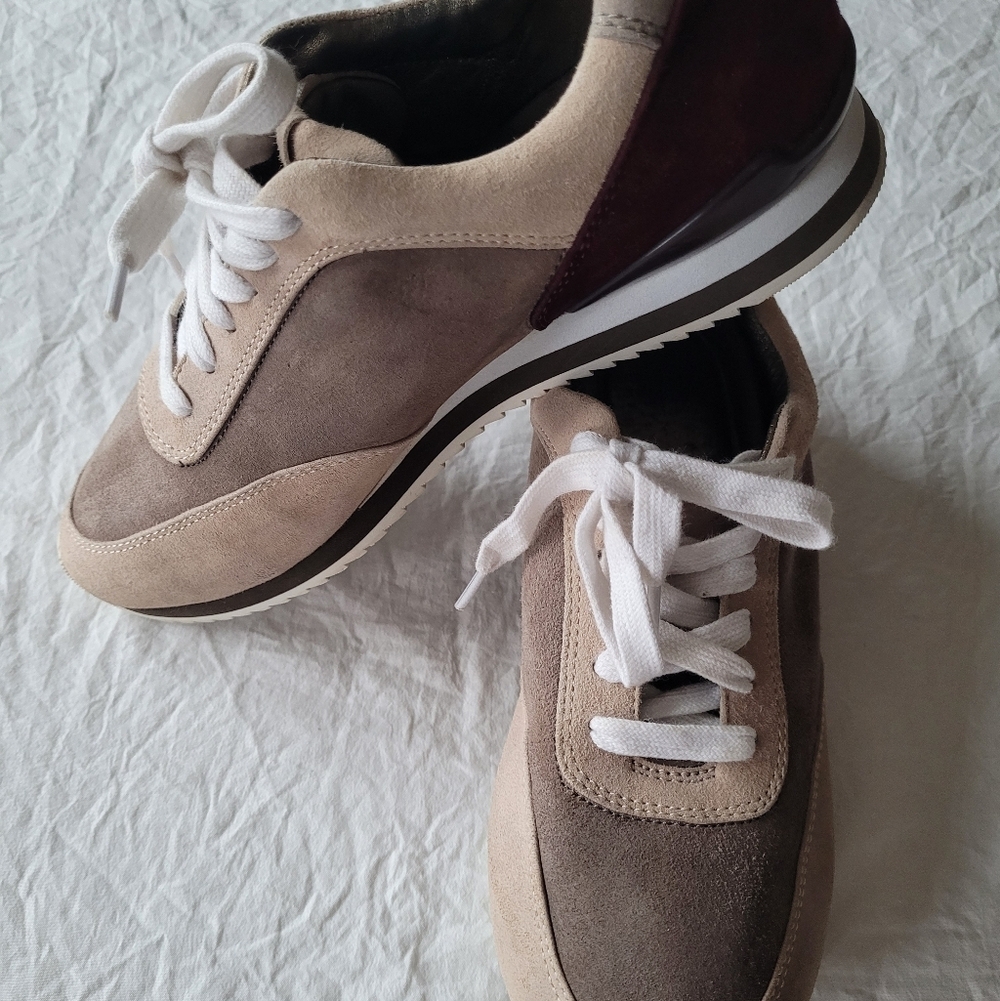 John & Murphy Stylish Women's Suede Sneakers Size 8 - Picture 1 of 8